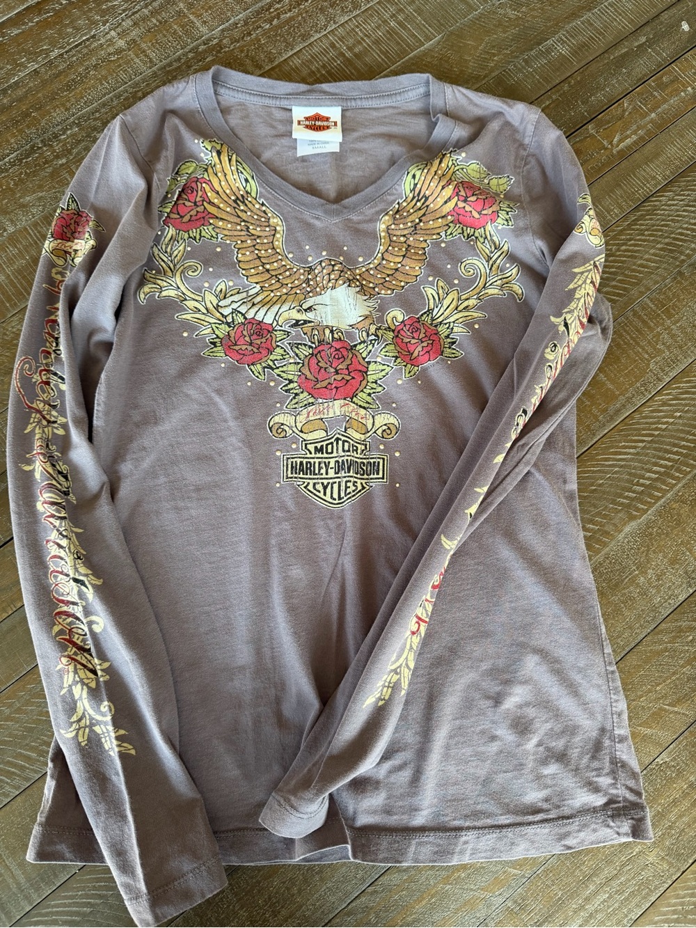 Harley-Davidson Mauve V-Neck Long Sleeve Tee with Gold Eagle & Red Rose Graphics